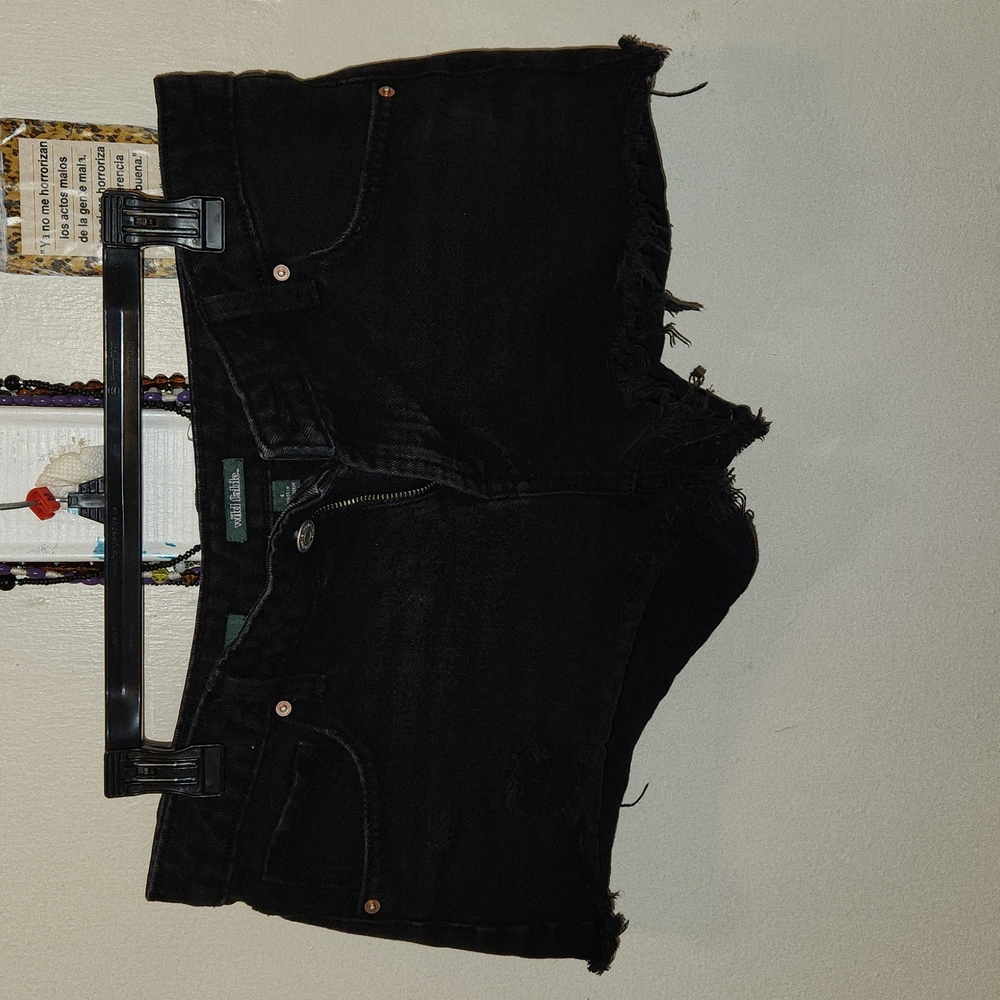 Booty shorts . Black. Sz 6. Wild fable .